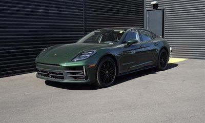 2025 Porsche Panamera