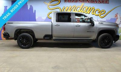 2025 Chevrolet Silverado HD LT
