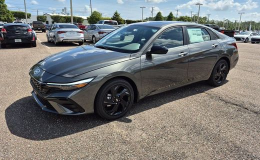 2026 Hyundai Elantra SEL Sport Premium