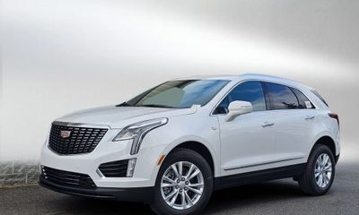 2026 Cadillac XT5 Luxury