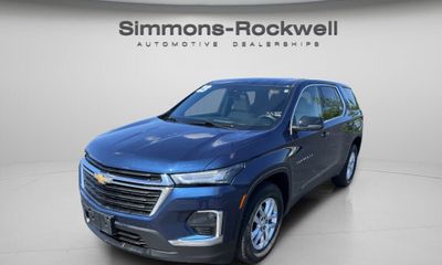 2023 Chevrolet Traverse LS