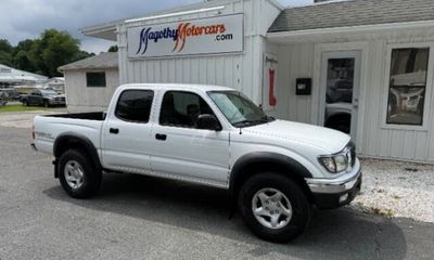 2004 Toyota Tacoma Deluxe