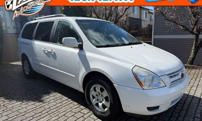 2010 Kia Sedona GL