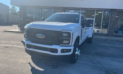 2024 Chevrolet Silverado HD Custom