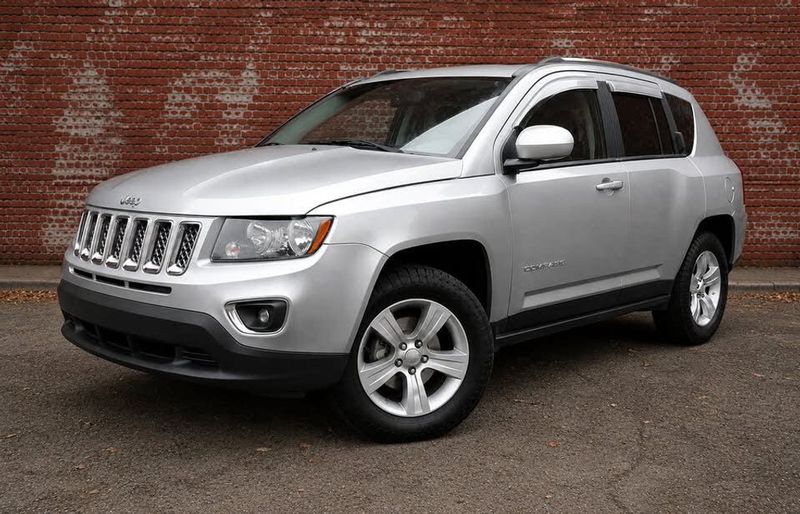 2016 Jeep Compass — a typically priced live listing
