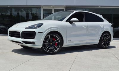 2023 Porsche Cayenne GTS Coupe