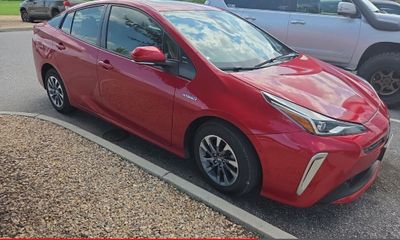 2022 Toyota Prius XLE