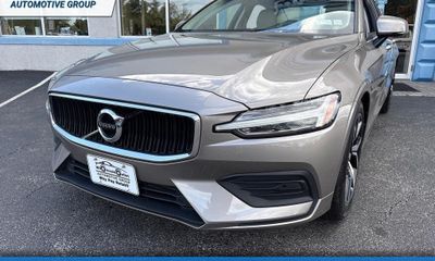 2019 Volvo S60 Momentum