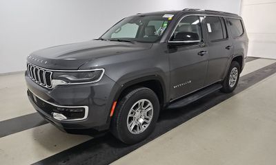 2023 Jeep Wagoneer Base