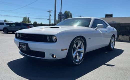 2016 Dodge Challenger SXT Plus