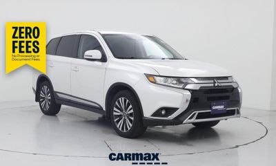 2020 Mitsubishi Outlander SE