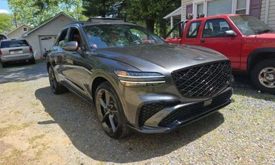 2026 Genesis GV70 2 5T Sport