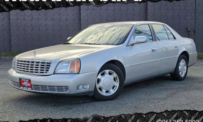 2000 Cadillac Deville Base
