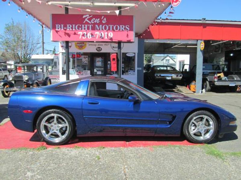 2004 Chevrolet Corvette — a typically priced live listing