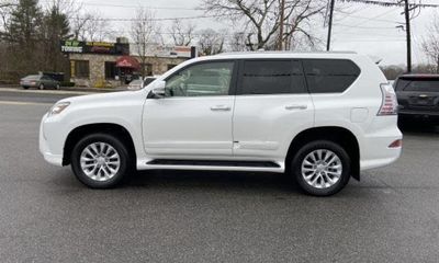 2019 Lexus GX 460 Base
