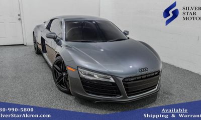 2014 Audi R8 V8 V10 Competition