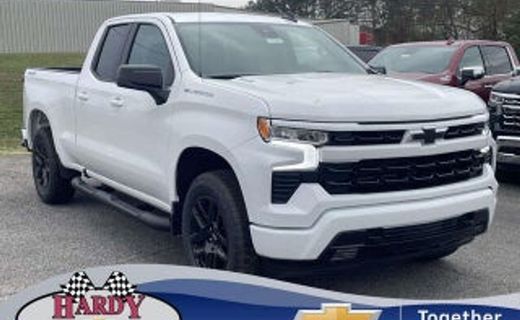2025 Chevrolet Silverado LT