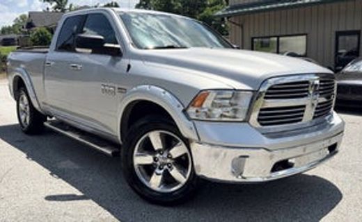 2017 Ram 1500 SLT