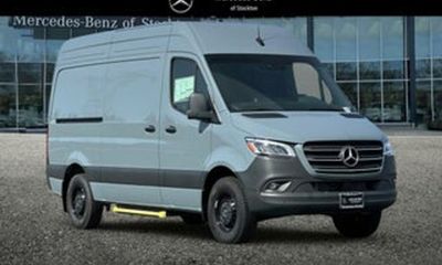 2024 Mercedes-Benz Sprinter 907 VS30
