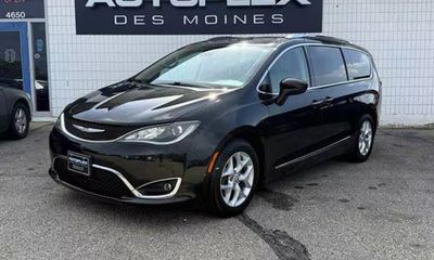 2017 Chrysler Pacifica Touring L Plus