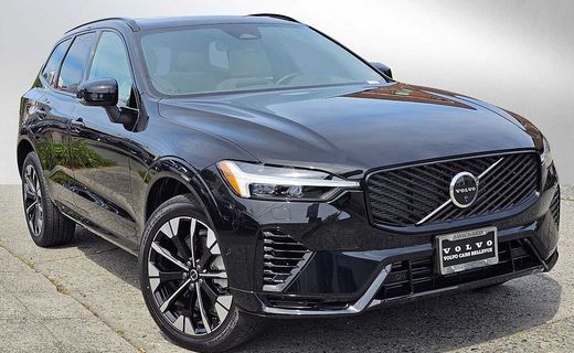 2026 Volvo XC60 Plus Dark