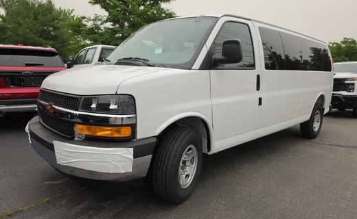 2026 Chevrolet Express LT EXT