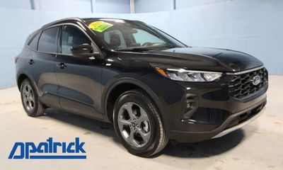 2025 Ford Escape ST Line Select