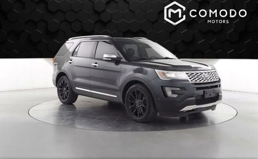 2017 Ford Explorer Platinum