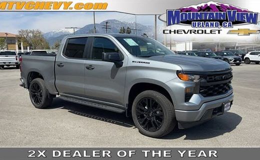 2023 Chevrolet Silverado Custom