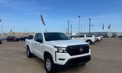 2024 Nissan Frontier S