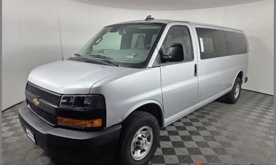 2026 Chevrolet Express LS EXT