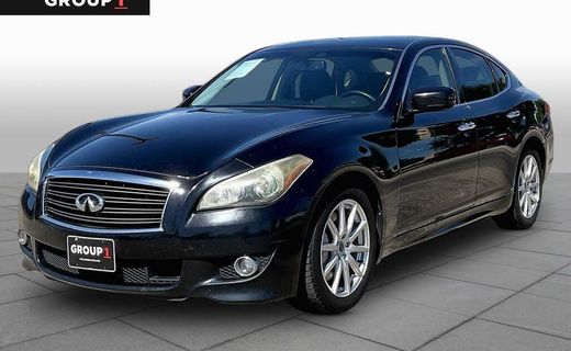 2011 Infiniti M56