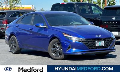 2022 Hyundai Elantra SEL