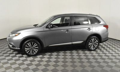 2020 Mitsubishi Outlander