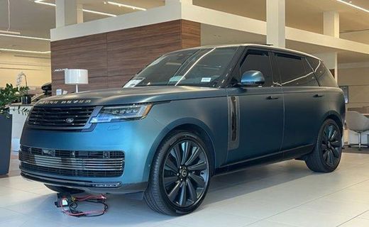 2025 Land Rover Range SV