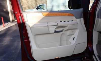 2010 Infiniti QX56 Base