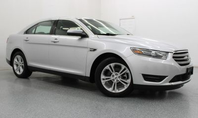 2018 Ford Taurus SEL