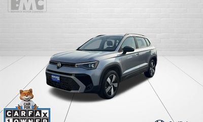 2025 Volkswagen Taos 4Motion S