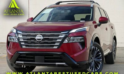 2025 Nissan Rogue Platinum