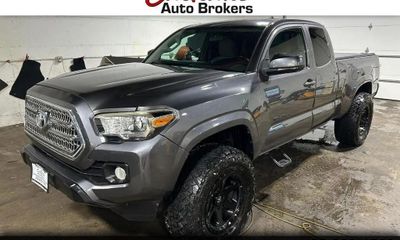 2016 Toyota Tacoma SR SR5