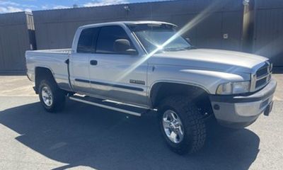 2002 Dodge RAM ST