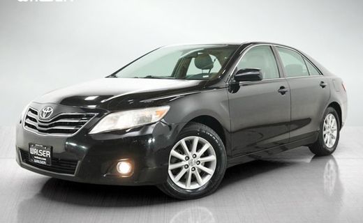 2011 Toyota Camry XLE V6