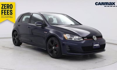 2017 Volkswagen Golf GTI S Sport SE