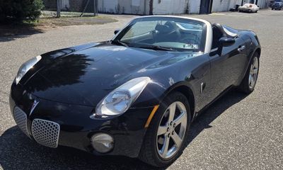 2006 Pontiac Solstice Convertible