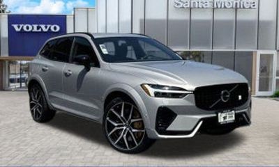 2026 Volvo XC60 Plus Dark