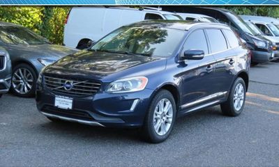 2015 Volvo XC60 Platinum NON R