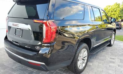 2021 GMC Yukon XL SLT