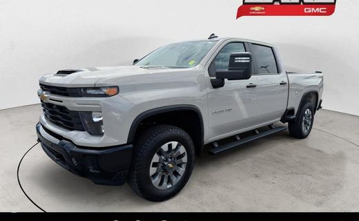2026 Chevrolet Silverado HD Custom