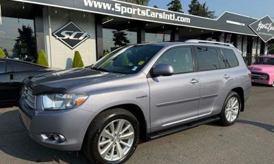 2010 Toyota Highlander Medium
