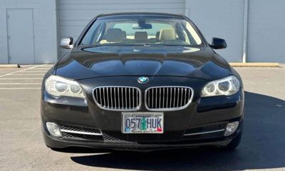 2012 BMW 528xi XI